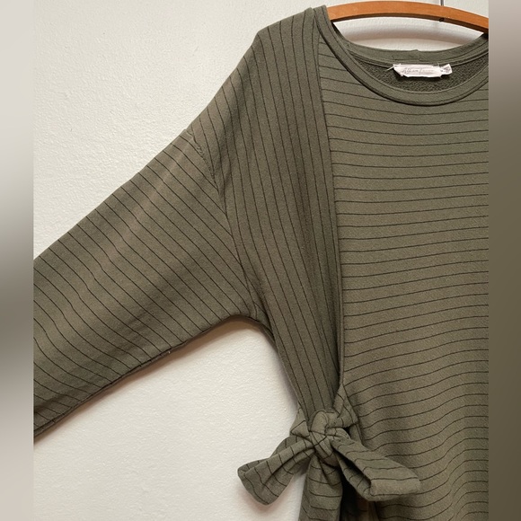 All in Favor Stripe Side Tie Dress, Sz M - Picture 5 of 8